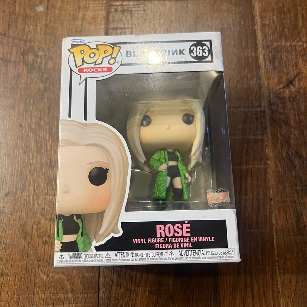 Funko Pop! Rocks Vinyl Figure - Rosé